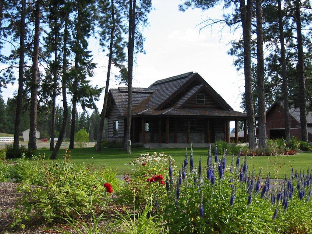 Glacier Mountain Lodge Columbia Falls Habitación foto